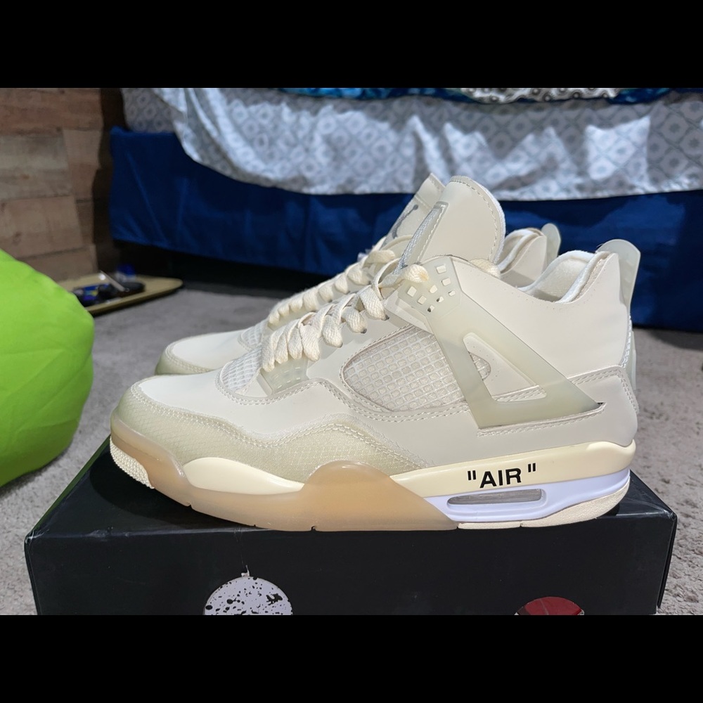 OFF-WHITE X AIR JORDAN 4 Women’s Sail